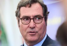 Garamendi advierte de pérdidas «evidentes» en los negocios de Ceuta y reclama seguridad «urgente»