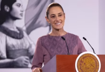“Todo libro es político”: Sheinbaum agradece reconocimiento de AMLO y compara reaparición de expresidente con opinión de Calderón