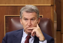 Feijóo acusa a Sánchez de usar la vivienda con «cálculo electoral» y le reta a convocar elecciones: «Estoy listo»
