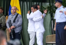 Abelardo de la Espriella inauguró la ruta Montería-Panamá y pidió a Satena avanzar en una conexión directa con Miami: “24 horas desde ya”