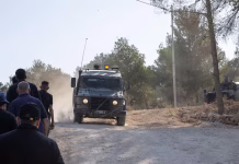Una incursión de militares israelíes deja destrozos en la localidad siria de Beit Jinn