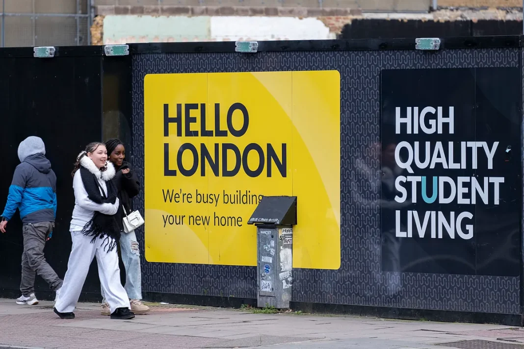 hp-img-1791297565152-londres--pagar-1-400-euros-por