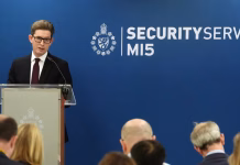 Las universidades británicas piden a sus académicos revelar vínculos con China tras un alerta de espionaje