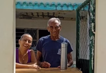 ¿Quién es el científico cubano que vende café para sobrevivir a la crisis?
