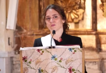 Ayuso pide dejar atrás los «errores y divisiones» de los siglos XIX y XX para construir una España «unida y virtuosa»