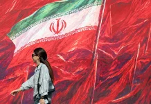 Irán condena a muerte a Najmeh Amini, de 23 años, por unas publicaciones en redes sociales: «Recuerden mi nombre, puede que no vuelva a hablar»