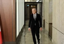 Mark Carney abre la puerta al cambio constitucional mientras Alberta dirige al referéndum