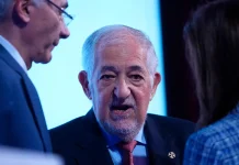 El Constitucional rechaza el recurso por la ‘ley de nietos’ y mantiene la suspensión de voto que ordenó el Supremo
