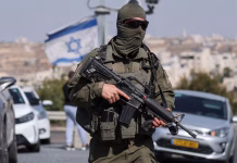 Netanyahu ordenó el cierre total de Cisjordania tras un tiroteo que dejó dos muertos y tres heridos cerca de Hebrón