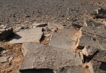 La misteriosa tumba de 55 metros hallada en el Sahara: tiene 4.000 años de antigüedad y unas ‘antenas’ laterales inéditas en la región