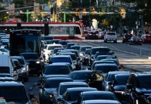 En cuanto a la congestión del tráfico, los votantes de Toronto (y ciertos candidatos a la alcaldía) deben aceptar la realidad.