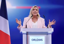 Marine Le Pen lanzó su campaña a las presidenciales de 2027 con la promesa de un “renacimiento” de Francia