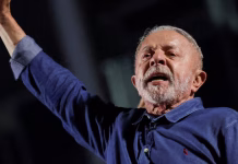 Lula califica de «vergonzosa» la huida de Flávio Bolsonaro a EE. UU. tras las elecciones