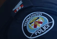 Cuatro heridos y dos en peligro de muerte después de un tiroteo dentro de una casa en Toronto